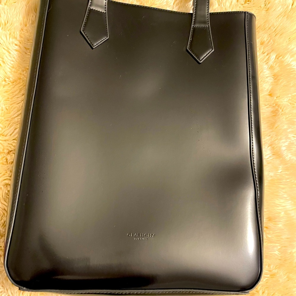 *New* magazine size tote